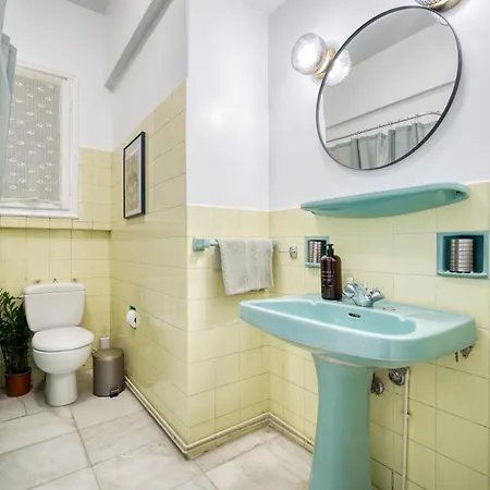 Signature 3bd Kolonaki Apartment *
